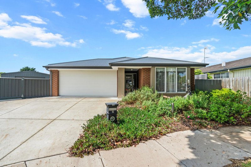 Photo - 7 Rotary Court, Sale VIC 3850 - Image 2