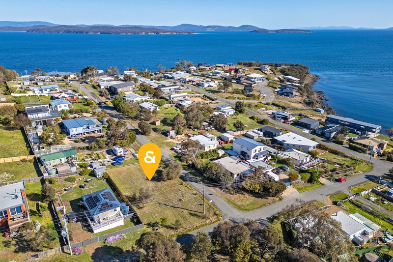 Photo - 7 Rowan Avenue, Primrose Sands TAS 7173 - Image 2