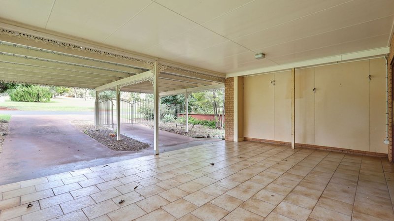 Photo - 7 Rowbotham Street, Rangeville QLD 4350 - Image 17