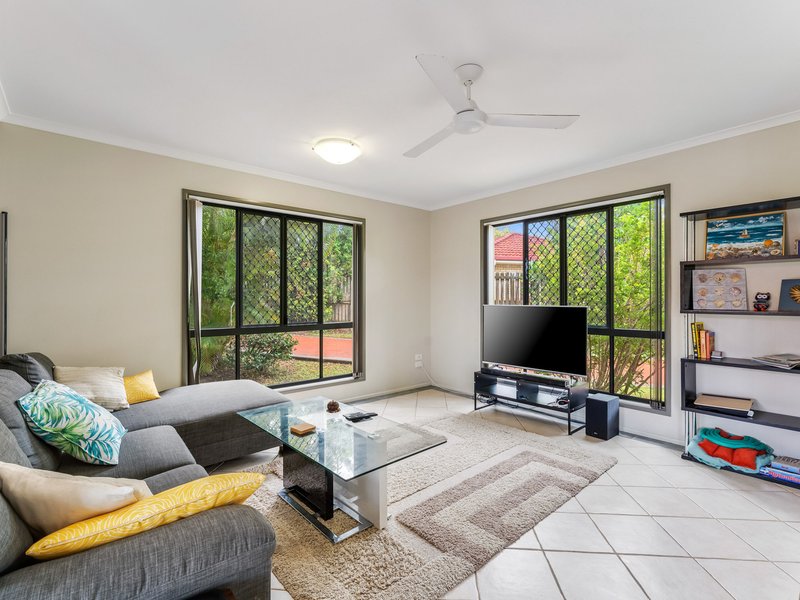 Photo - 7 Ruddiman Court, Torquay QLD 4655 - Image 5