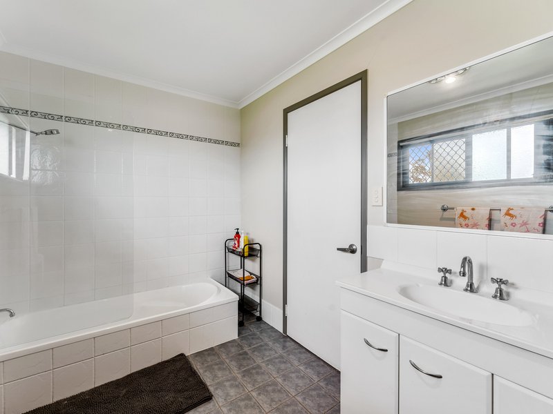 Photo - 7 Ruddiman Court, Torquay QLD 4655 - Image 22