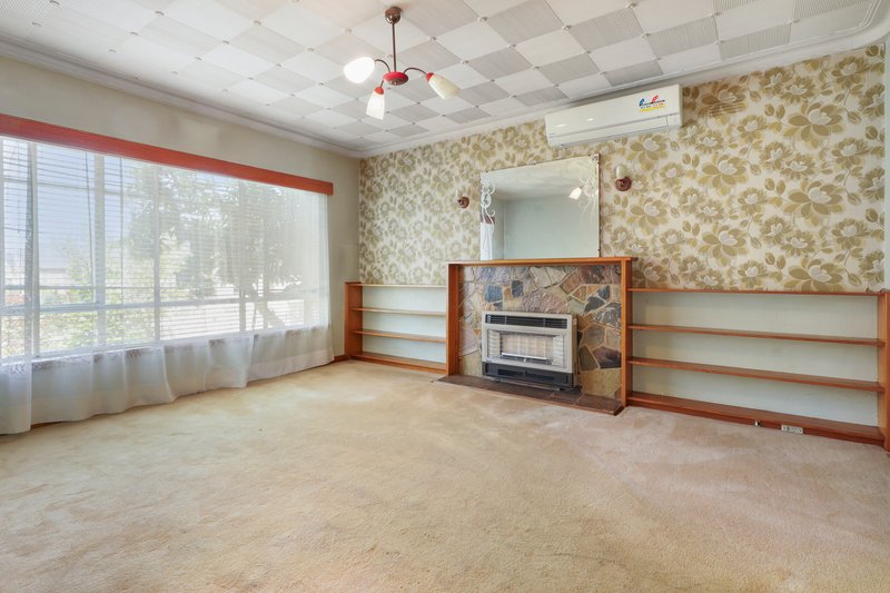 Photo - 7 Rylands Road, Dandenong VIC 3175 - Image 3