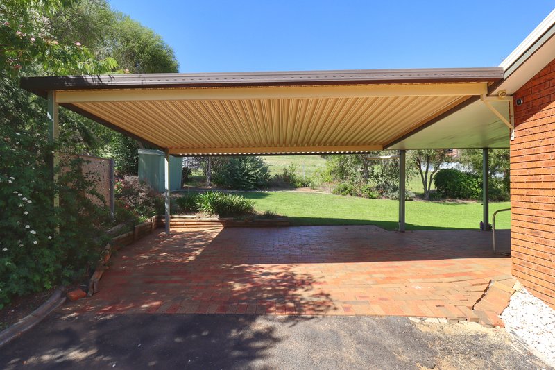 Photo - 7 Saje Court, Cowra NSW 2794 - Image 13