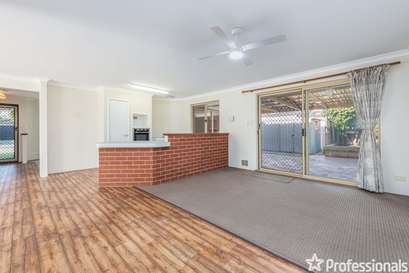 Photo - 7 Salmon Crescent, Warnbro WA 6169 - Image 8