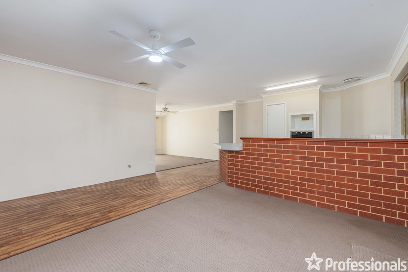 Photo - 7 Salmon Crescent, Warnbro WA 6169 - Image 9