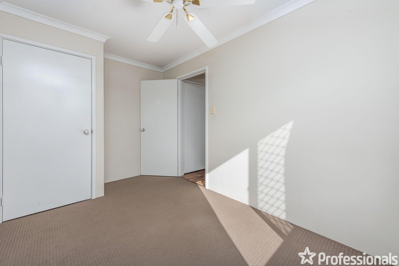 Photo - 7 Salmon Crescent, Warnbro WA 6169 - Image 16