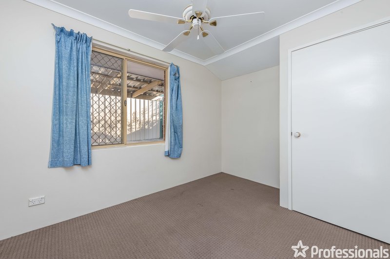 Photo - 7 Salmon Crescent, Warnbro WA 6169 - Image 17