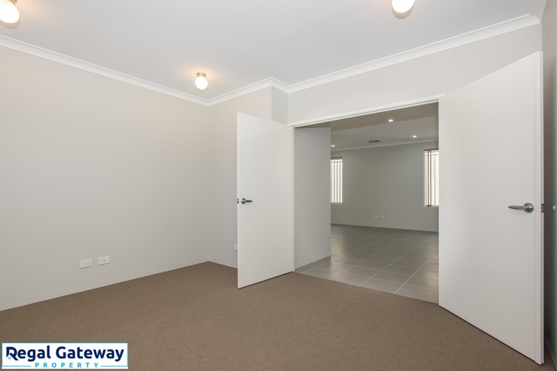 Photo - 7 Saltbush Street, Wandi WA 6167 - Image 7