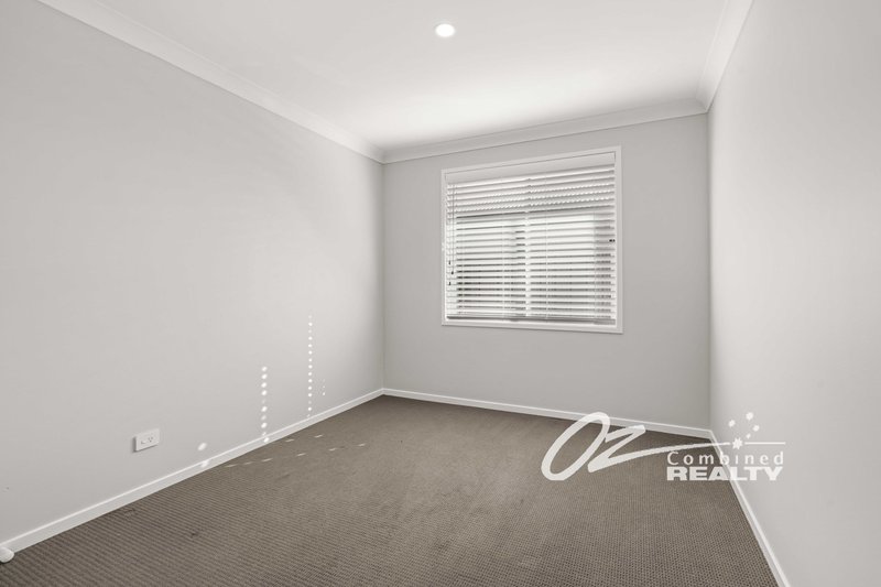 Photo - 7 Sand Drift Way, Vincentia NSW 2540 - Image 4