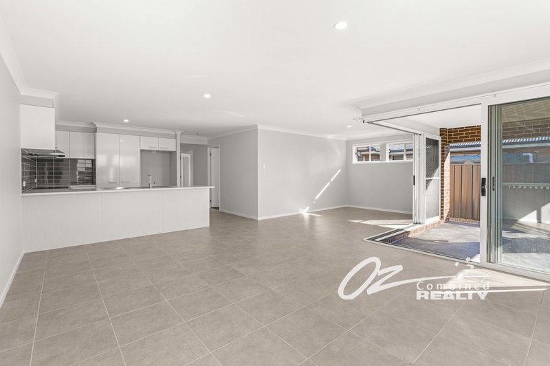 Photo - 7 Sand Drift Way, Vincentia NSW 2540 - Image 4