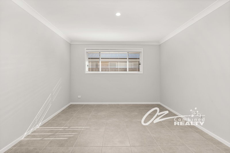 Photo - 7 Sand Drift Way, Vincentia NSW 2540 - Image 9