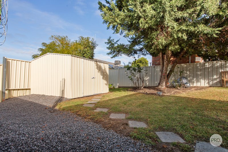 Photo - 7 Sandner Grove, Golden Square VIC 3555 - Image 12