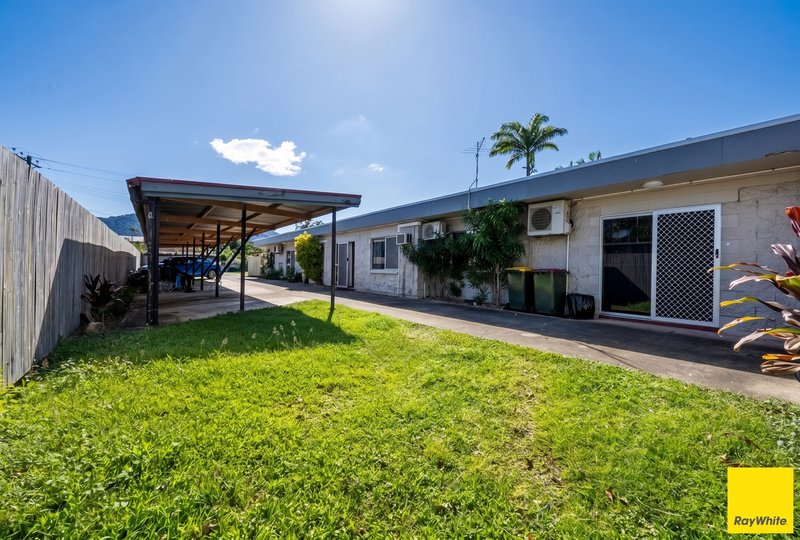 Photo - 7 Sandown Close, Woree QLD 4868 - Image 3