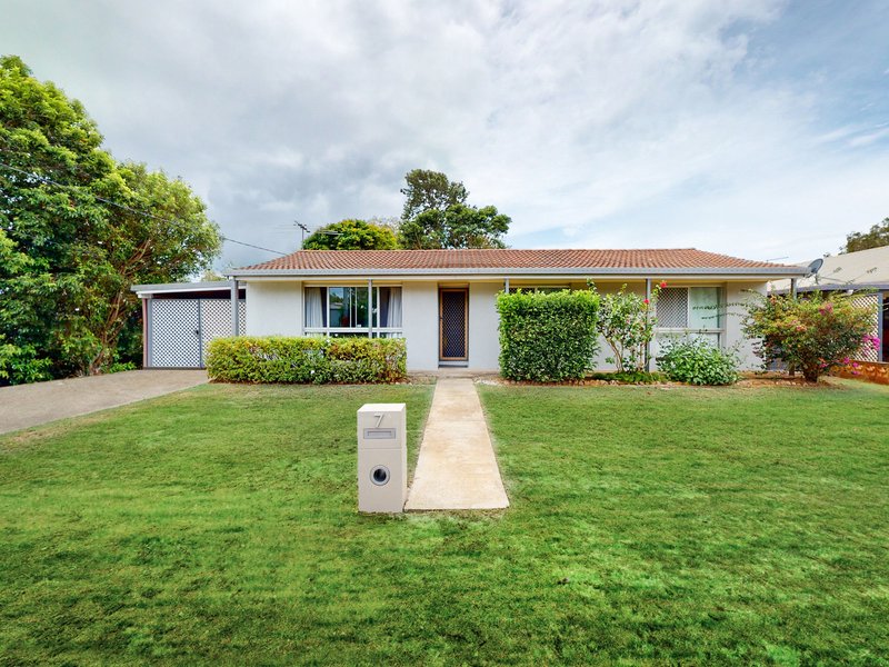 7 Sandpiper St , Beachmere QLD 4510