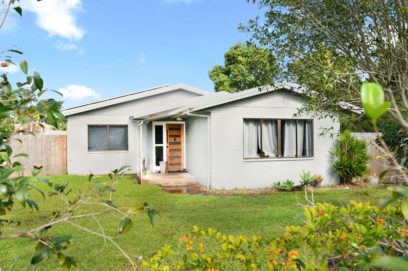 Photo - 7 Sandpiper Street, River Heads QLD 4655 - Image 2