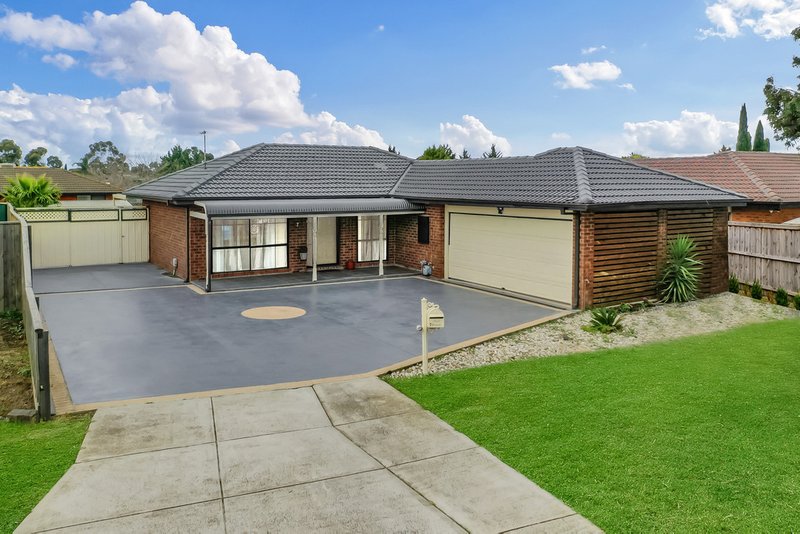 7 Sandstone Court, Delahey VIC 3037