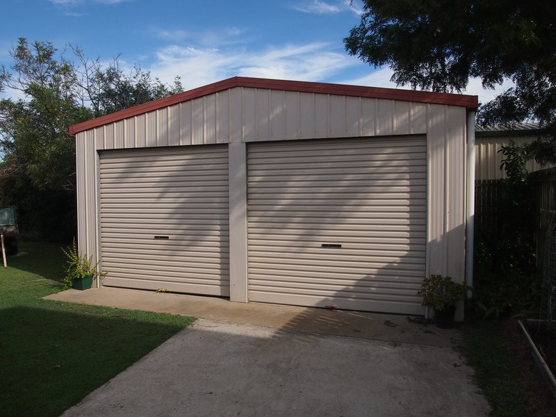 Photo - 7 Satinay St , Urangan QLD 4655 - Image 3