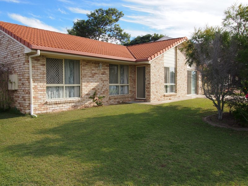 Photo - 7 Satinay St , Urangan QLD 4655 - Image 9