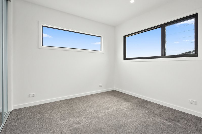 Photo - 7 Saturn Crescent, Dunmore NSW 2529 - Image 8