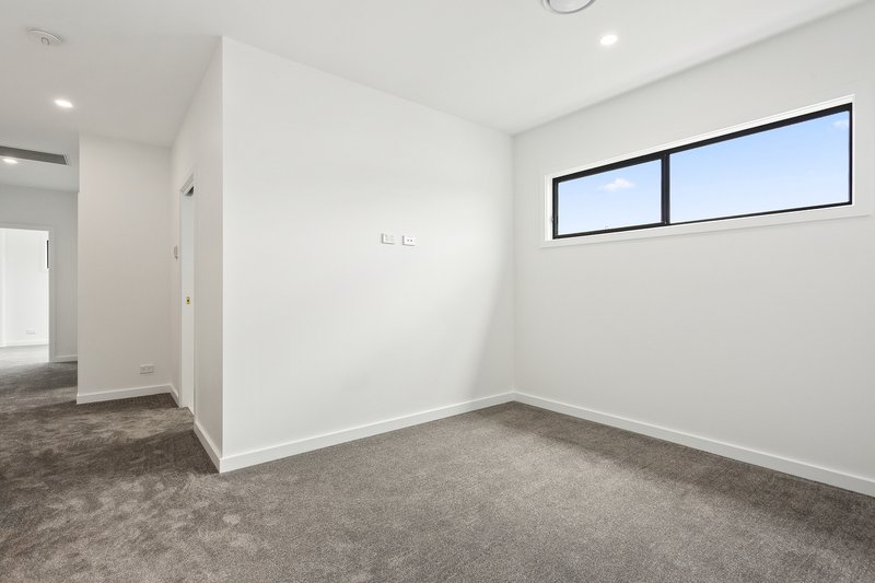 Photo - 7 Saturn Crescent, Dunmore NSW 2529 - Image 9