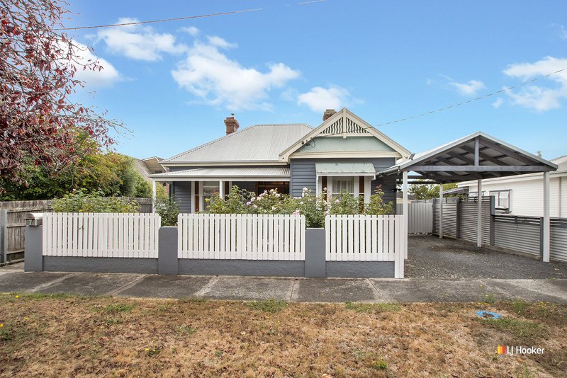 Photo - 7 Saunders Street, Wynyard TAS 7325 - Image 2