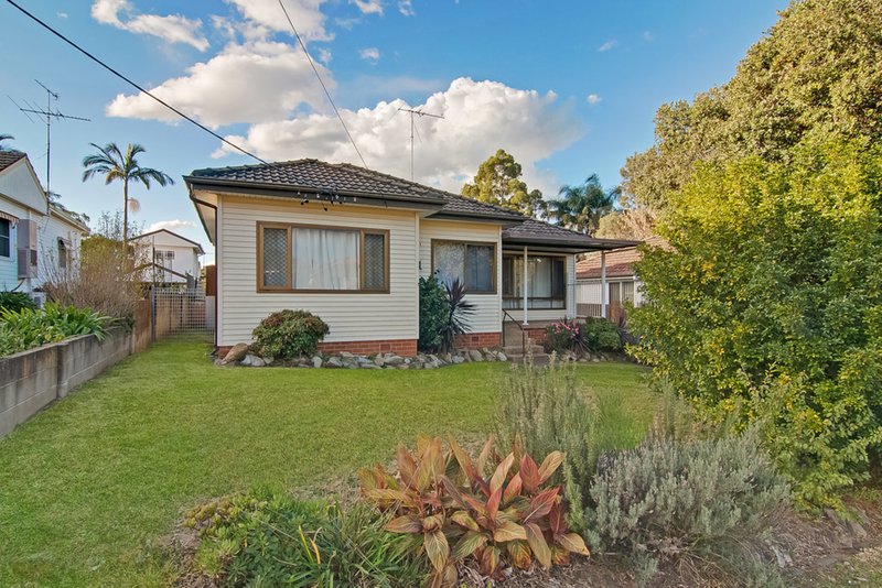 Photo - 7 Savery Crescent, Blacktown NSW 2148 - Image 7