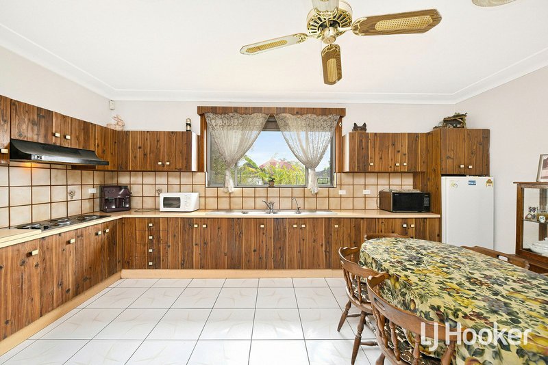 Photo - 7 Savoy Crescent, Chester Hill NSW 2162 - Image 2
