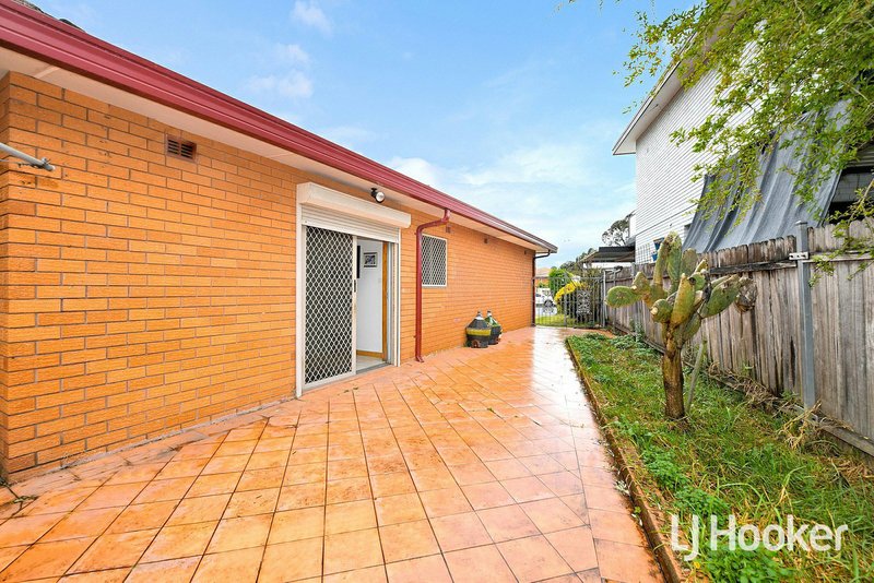 Photo - 7 Savoy Crescent, Chester Hill NSW 2162 - Image 8