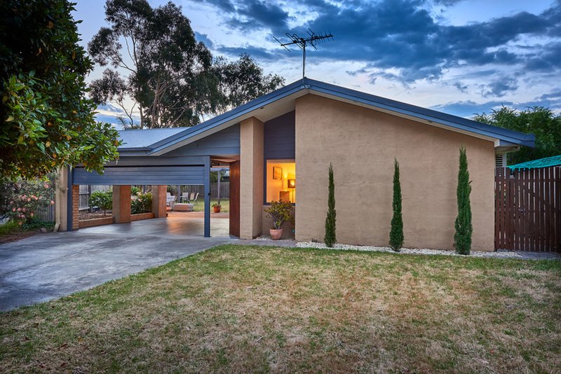 7 Saxil Court, Seaford VIC 3198