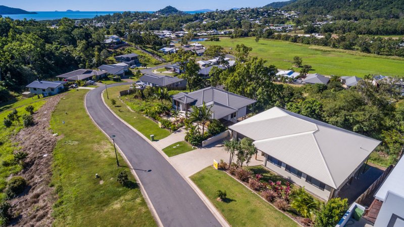 Photo - 7 Scarlet Gum Crescent, Cannonvale QLD 4802 - Image 19