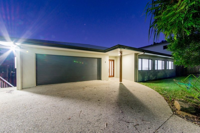 Photo - 7 Scarlet Gum Crescent, Cannonvale QLD 4802 - Image 20