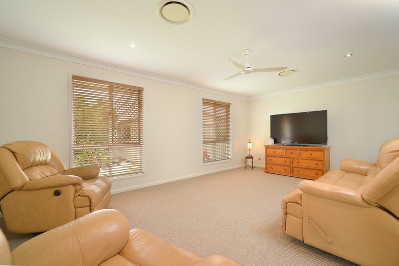 Photo - 7 Scorpius Place, Telina QLD 4680 - Image 5