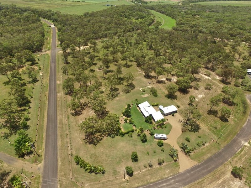 Photo - 7 Sea Eagle Close, Moore Park Beach QLD 4670 - Image 2