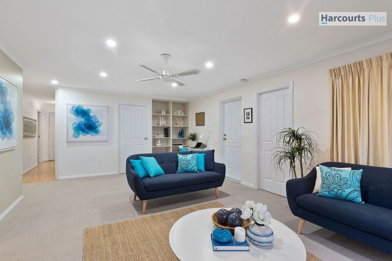 Photo - 7 Seaview Avenue, Hallett Cove SA 5158 - Image 15