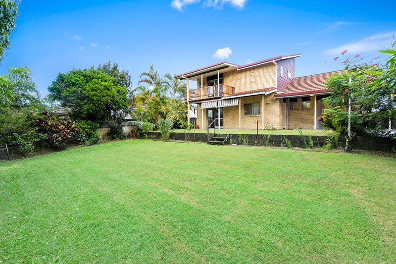 7 Seaview Parade, Elanora QLD 4221