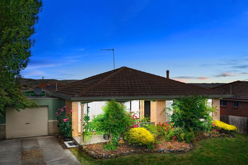 7 Sebastian Court, Newnham TAS 7248