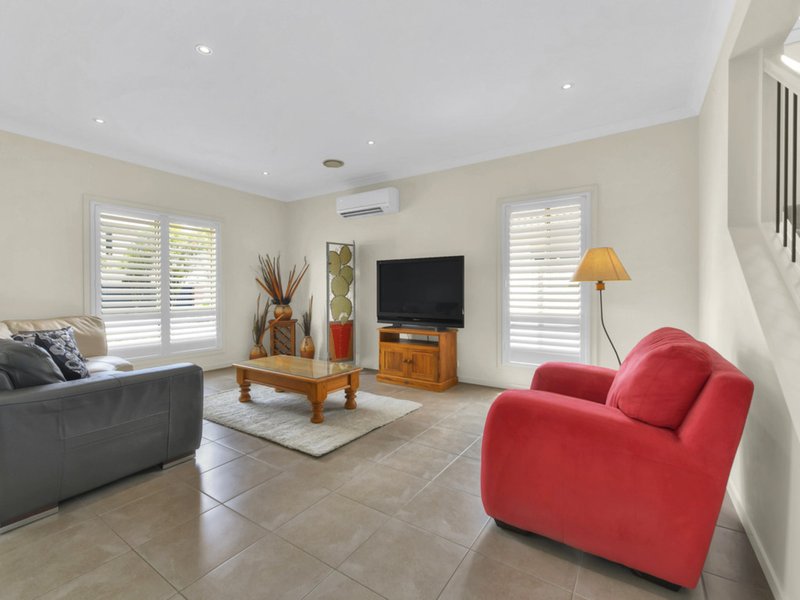 Photo - 7 Sedgemoor Street, Carseldine QLD 4034 - Image 5