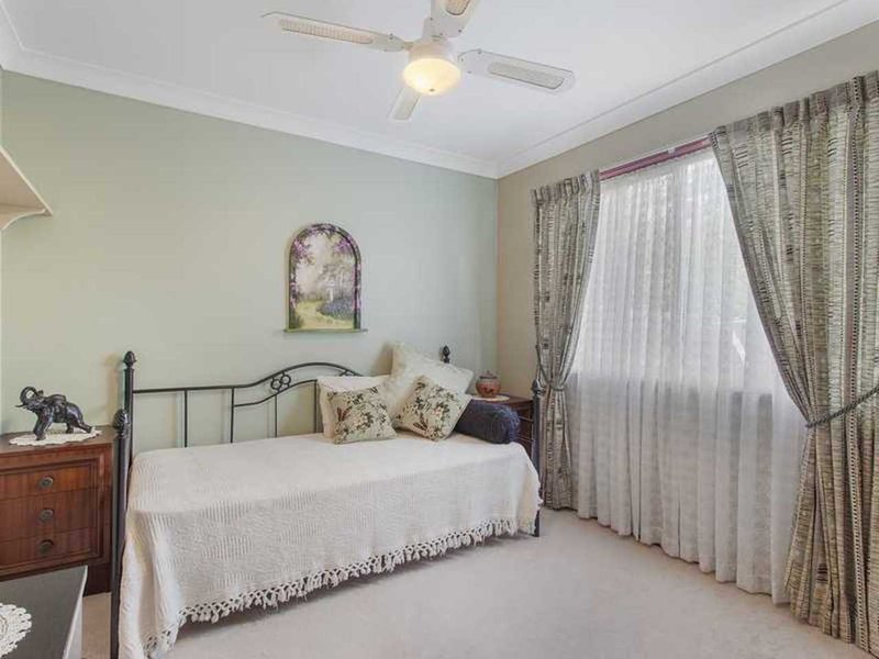 Photo - 7 Sefton Place, Robina QLD 4226 - Image 15