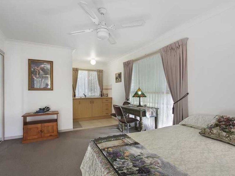 Photo - 7 Sefton Place, Robina QLD 4226 - Image 11