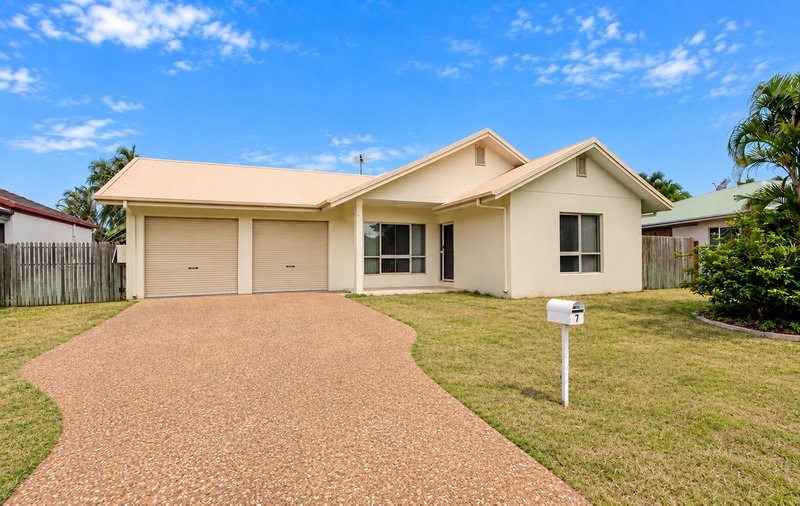Photo - 7 Serrata Court, Kirwan QLD 4817 - Image 1