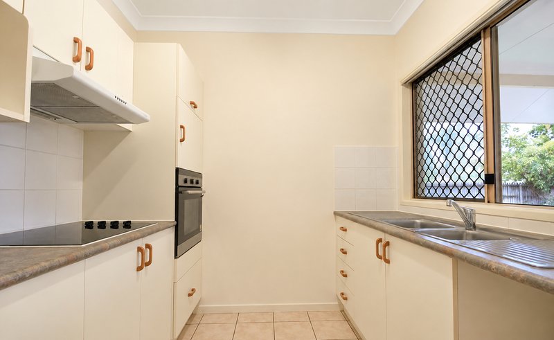 Photo - 7 Serrata Court, Kirwan QLD 4817 - Image 3