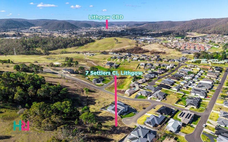 Photo - 7 Settlers Close, Lithgow NSW 2790 - Image 3