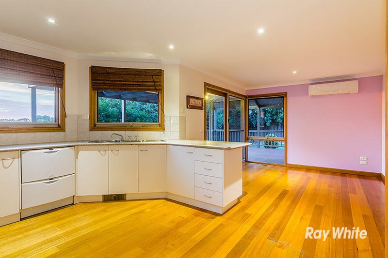 Photo - 7 Settlers Hill Rise, Pakenham VIC 3810 - Image 7