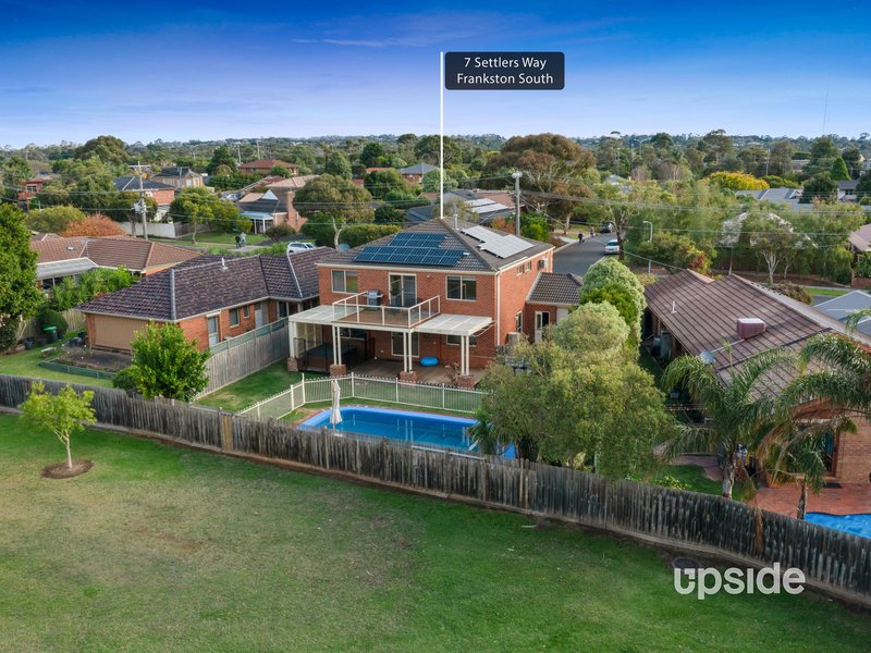 7 Settlers Way, Frankston South VIC 3199