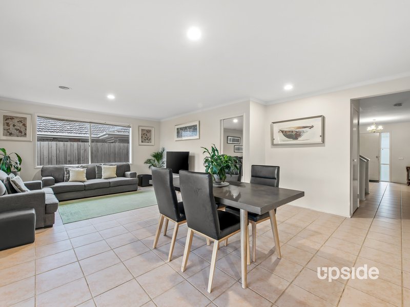 Photo - 7 Settlers Way, Frankston South VIC 3199 - Image 8