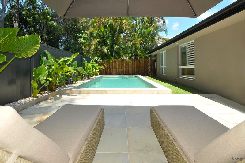 Photo - 7 Seville Circuit, Burleigh Waters QLD 4220 - Image 2