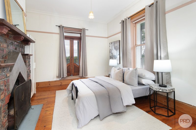 Photo - 7 Seymour Crescent, Soldiers Hill VIC 3350 - Image 22