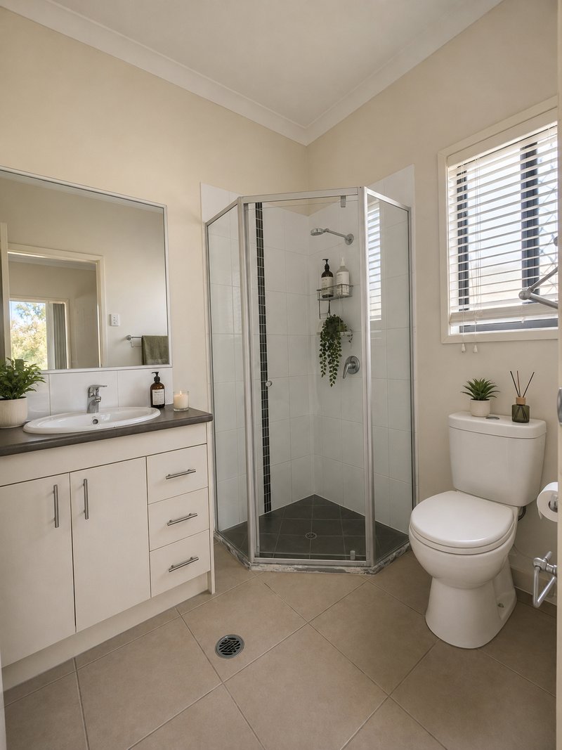 Photo - 7 Shallow Bay Drive, Springfield Lakes QLD 4300 - Image 6