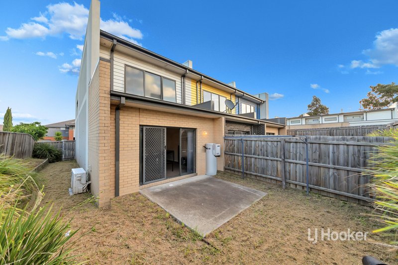 Photo - 7 Sheales Way, Epping VIC 3076 - Image 11