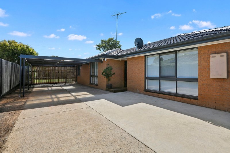 Photo - 7 Shepherdson Avenue, Corio VIC 3214 - Image 2